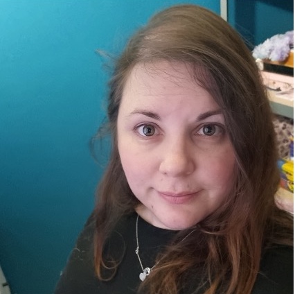 Rene du Plessis, Artist, dog mom, gamer and illustrator from South Africa